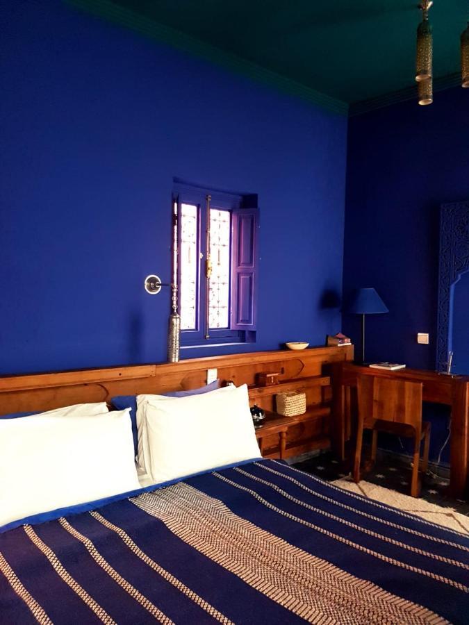 Riad Laly Tourisme Eclaire Le Bijou De La Medina مراكش الغرفة الصورة