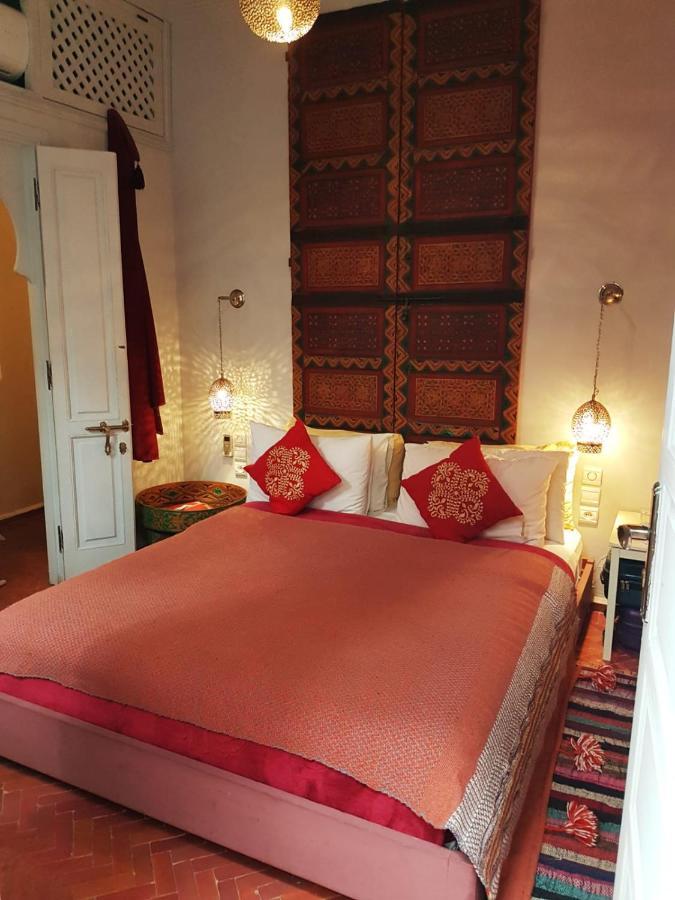 Riad Laly Tourisme Eclaire Le Bijou De La Medina مراكش المظهر الخارجي الصورة