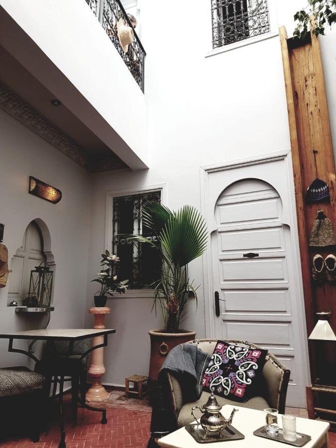 Riad Laly Tourisme Eclaire Le Bijou De La Medina مراكش المظهر الخارجي الصورة