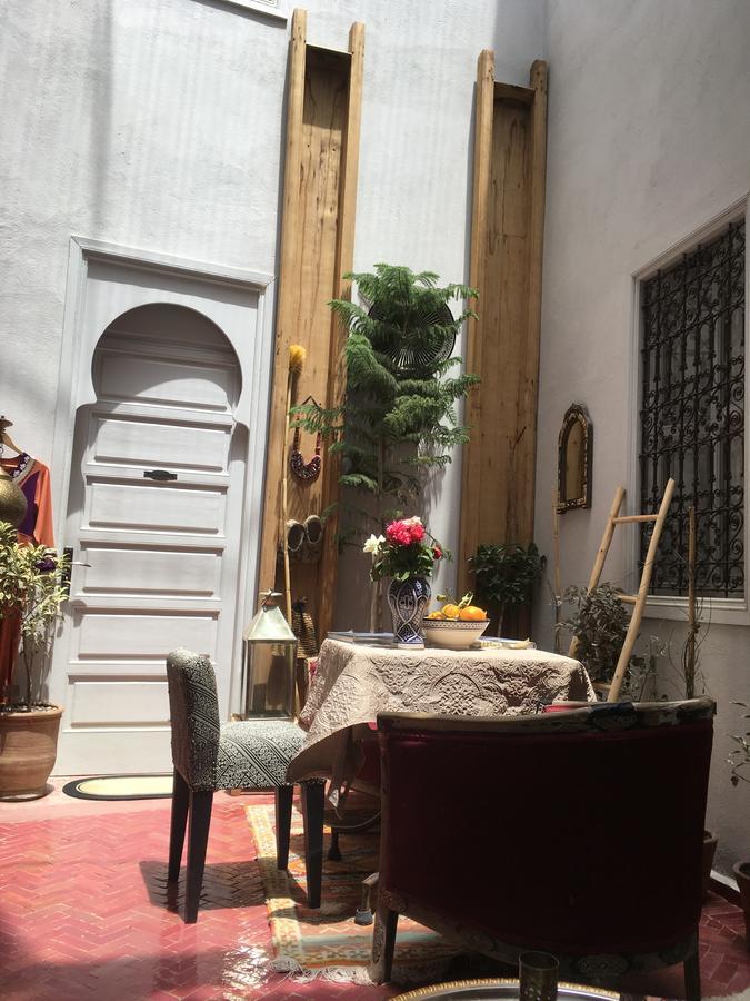 Riad Laly Tourisme Eclaire Le Bijou De La Medina مراكش المظهر الخارجي الصورة