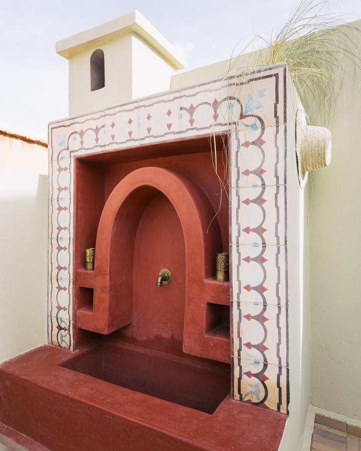 Riad Laly Tourisme Eclaire Le Bijou De La Medina مراكش المظهر الخارجي الصورة