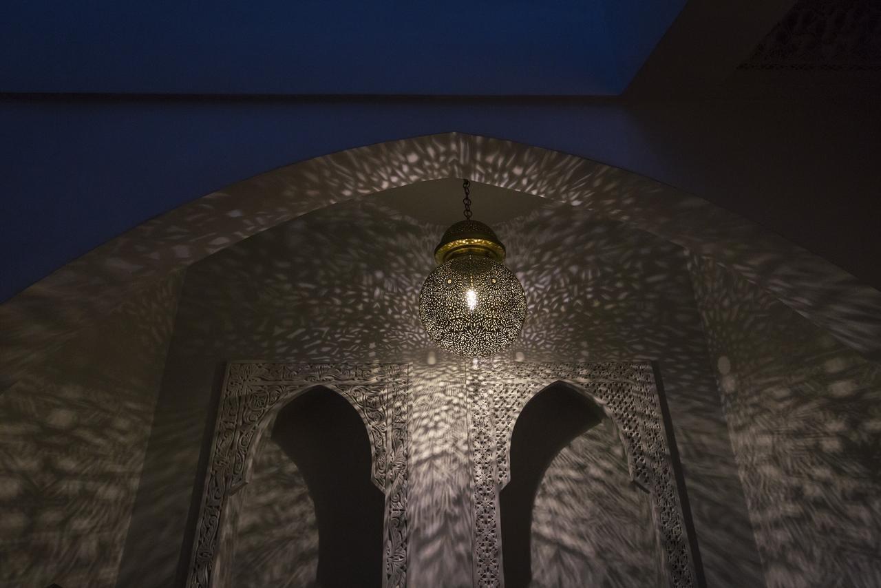 Riad Laly Tourisme Eclaire Le Bijou De La Medina مراكش المظهر الخارجي الصورة